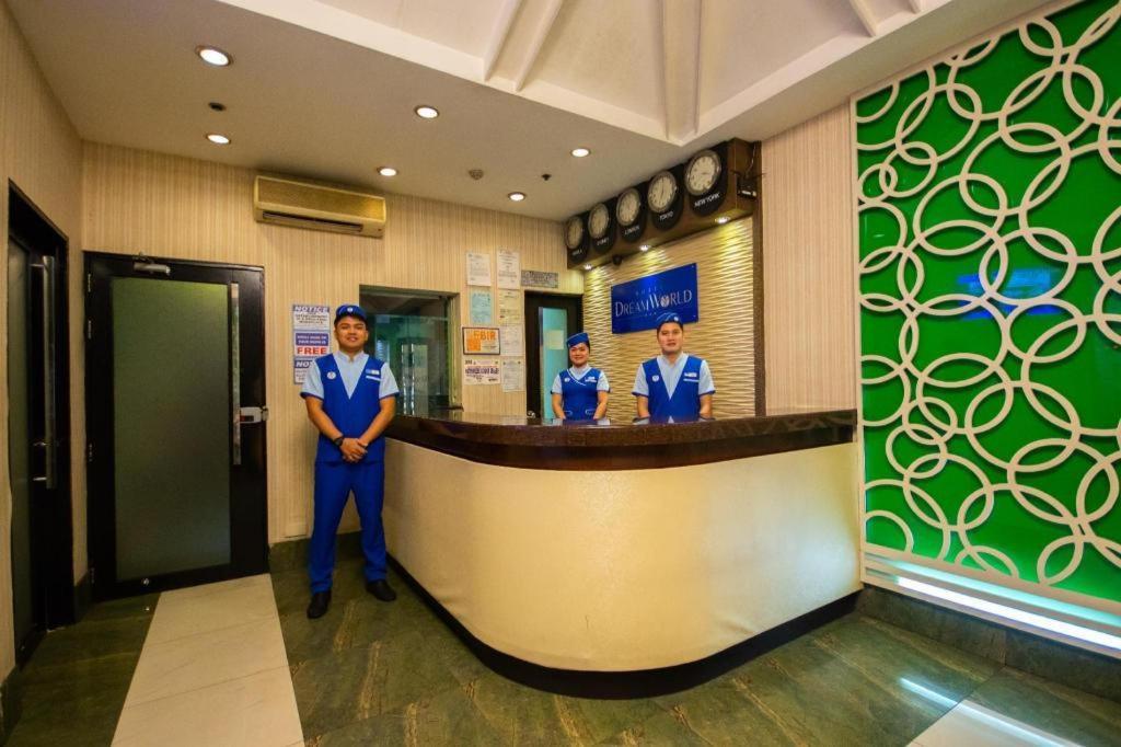 โรงแรมดรีม เวิลด์ อราเนตา กูเบา เกซอนซิตี้ ภายนอก รูปภาพ